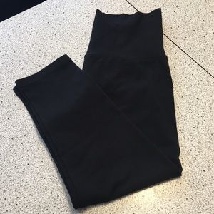 Nordstrom Black Capri Workout Pants